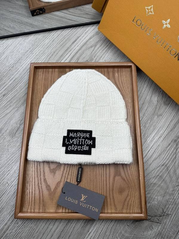 LV Hats AAA-1028