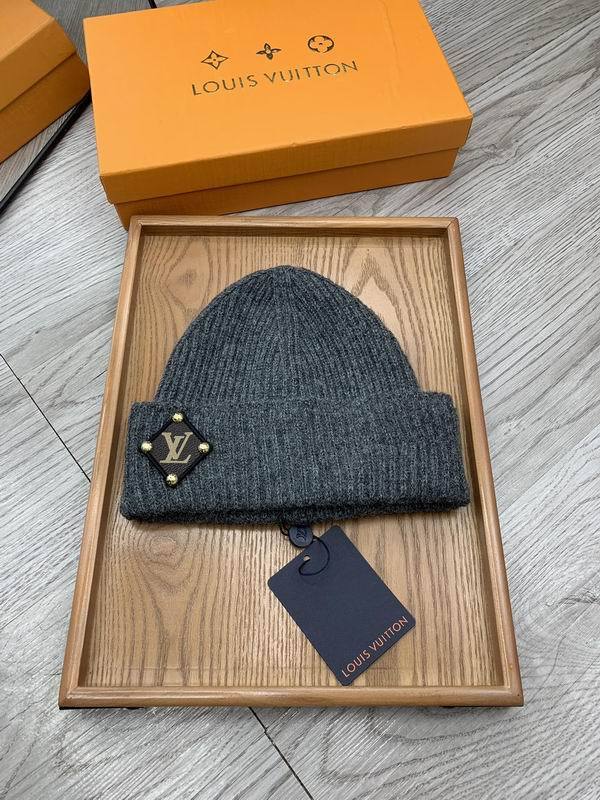 LV Hats AAA-1062
