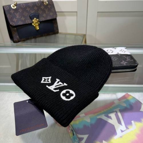 LV Hats AAA-1138
