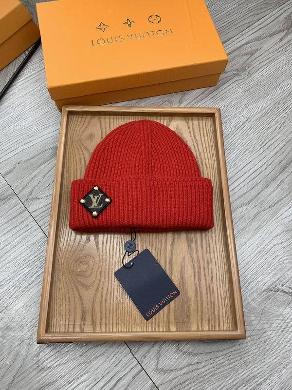 LV Hats AAA-1053