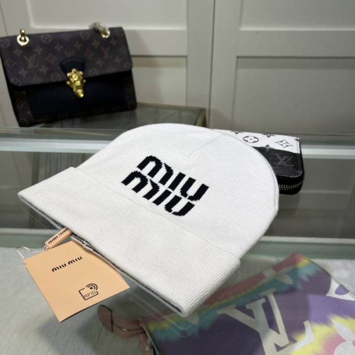 Miumiu Hats AAA-032