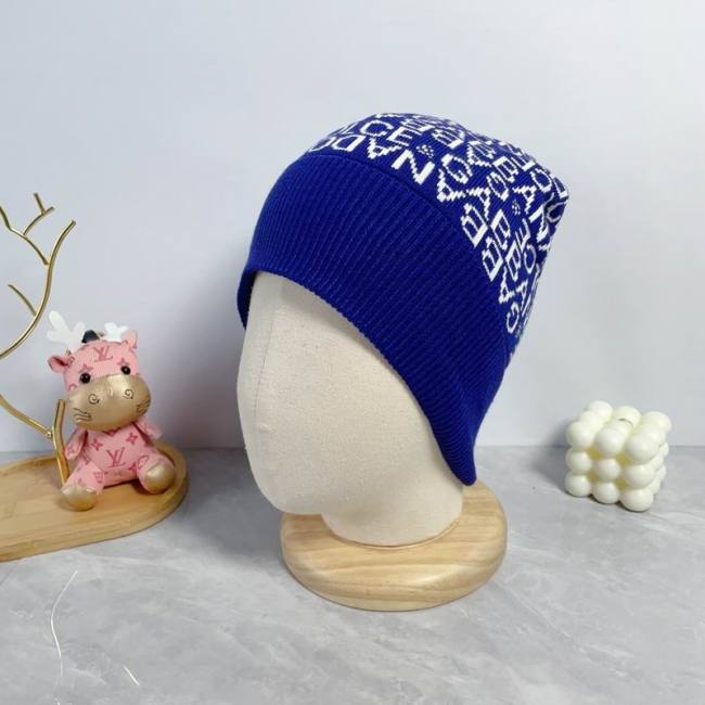 Other Hats AAA-015