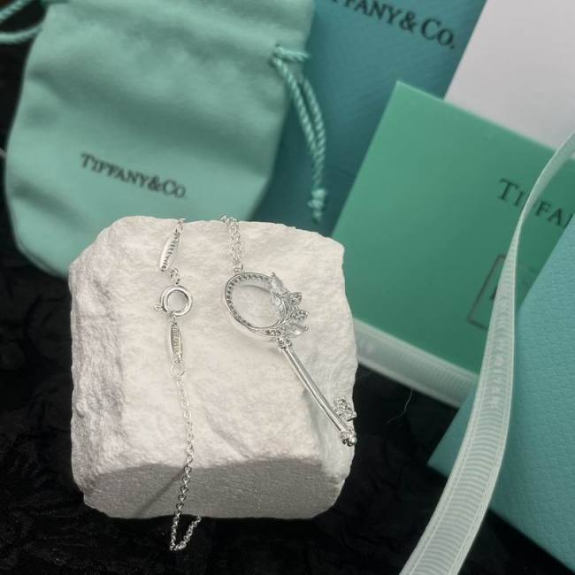 Tiffany Necklace-095