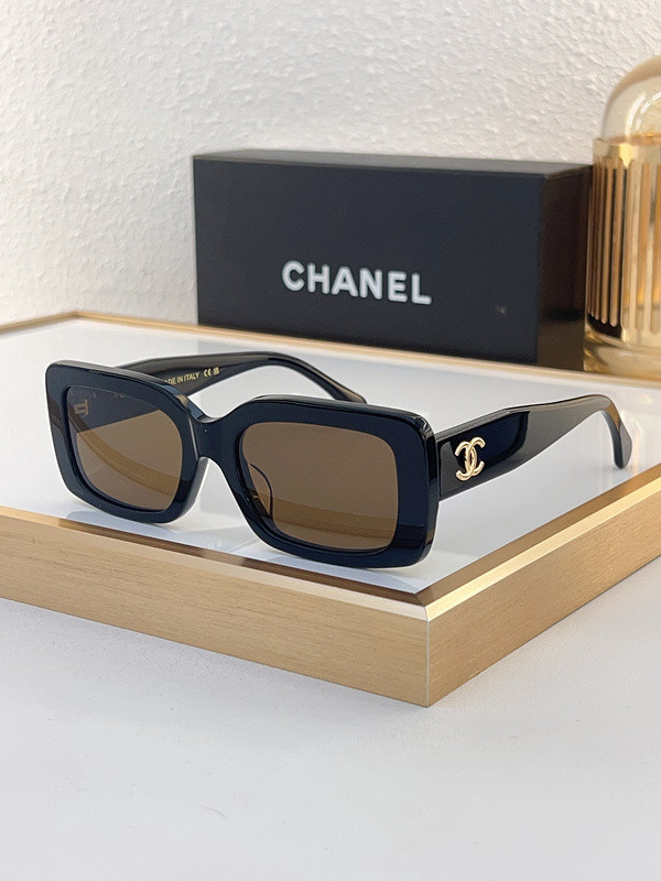 CHNL Sunglasses AAAA-4434
