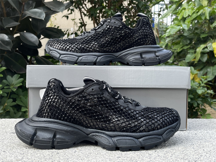 B 17FW Tripe-S High End Sneaker-604