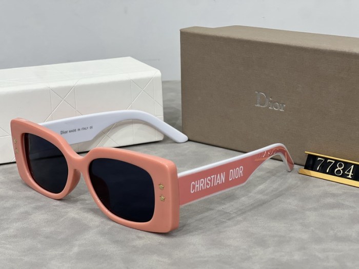 Dior Sunglasses AAA-1022