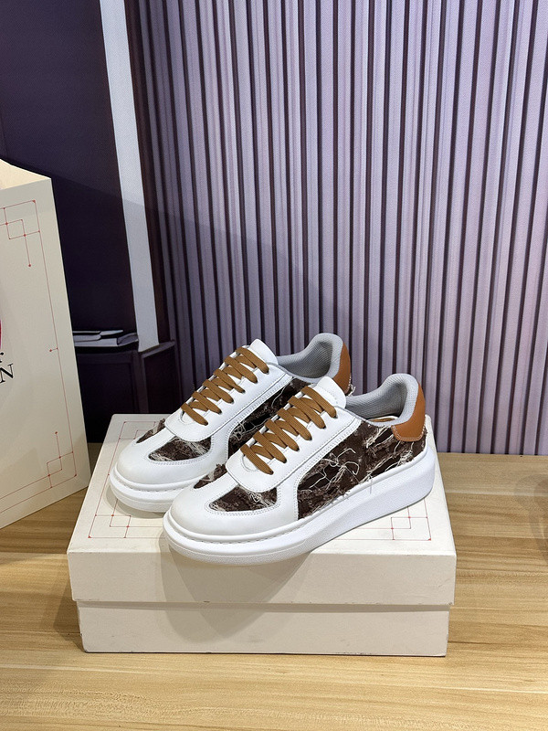 Alexander McQueen Women Shoes 1：1 quality-1070