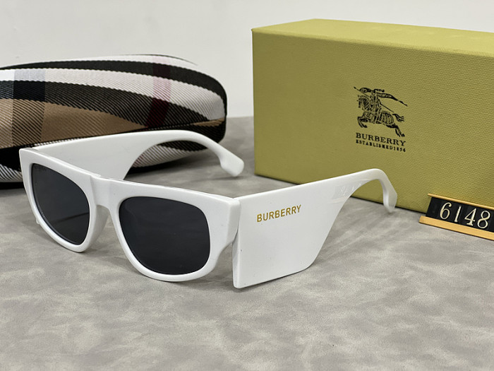 Burberry Sunglasses AAA-121