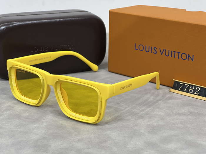 LV Sunglasses AAA-544