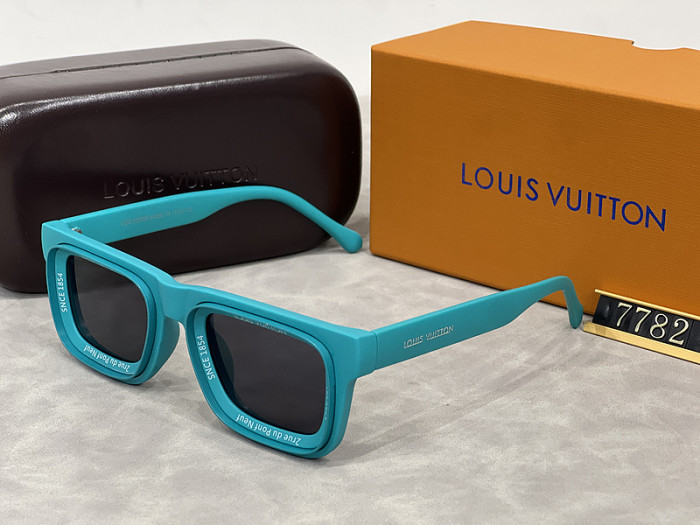 LV Sunglasses AAA-553