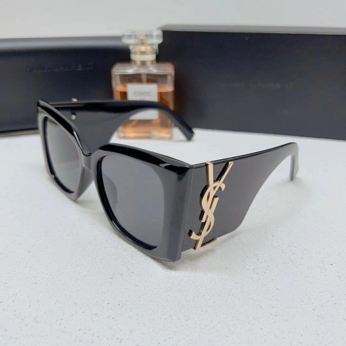 YL  Sunglasses AAA-076