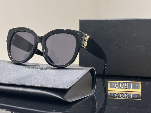 YL  Sunglasses AAA-082
