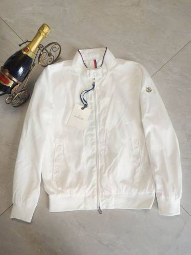 Moncler Coat men-539