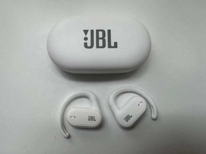 JBL soundgear sense Bone conduction Bluetooth earphones