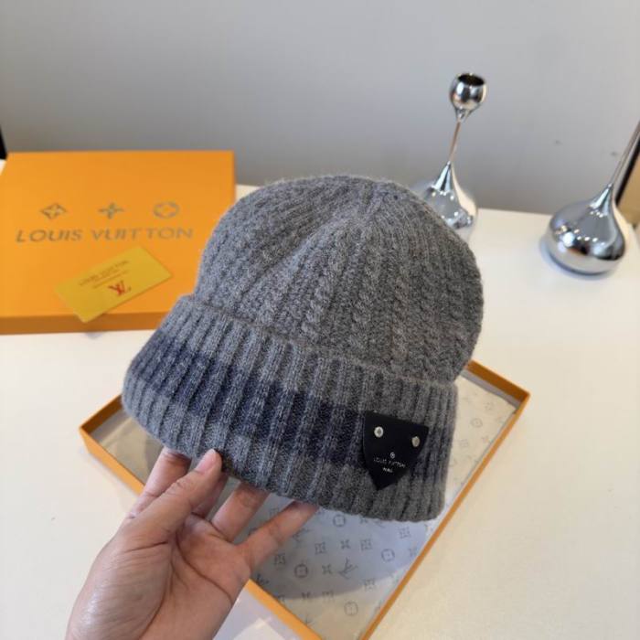 LV Hats AAA-1324