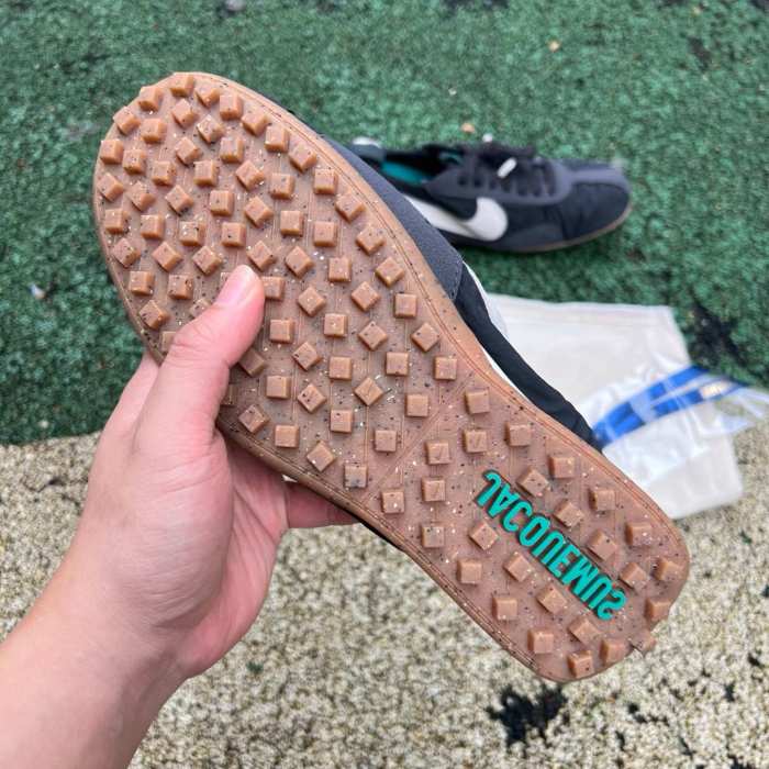 Jacquemus x Nike Jacumoon Shoes-001