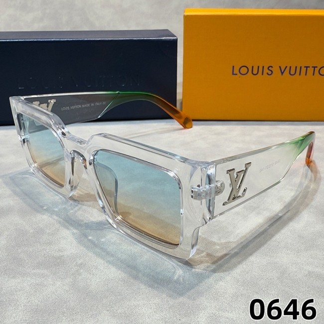 LV Sunglasses AAA-943