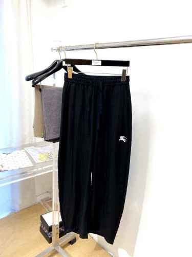 Burberry pants men-132