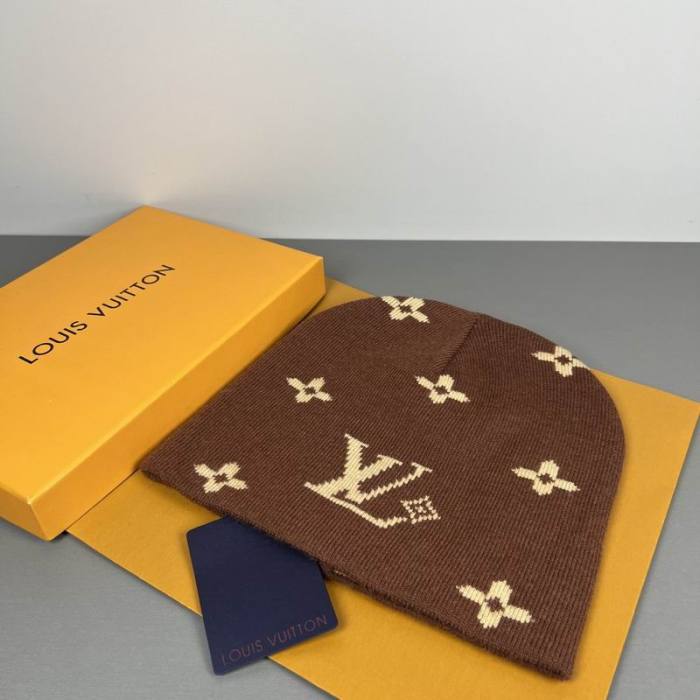 LV Hats AAA-1703