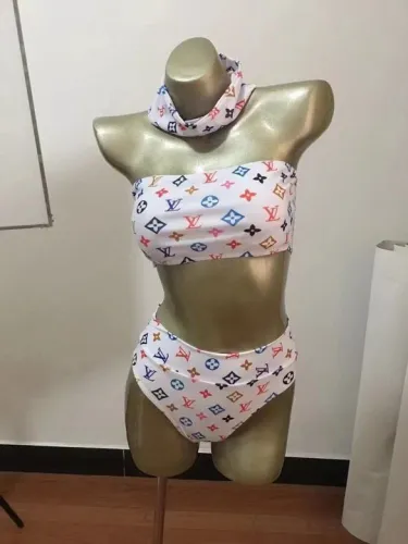 LV Bikini-050