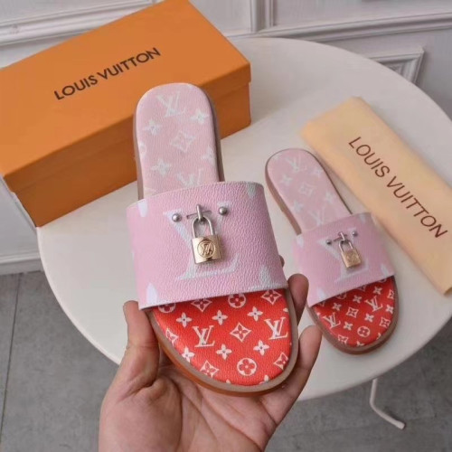 LV women Sandals 1：1 Quality-390