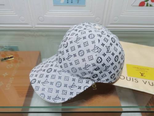 LV Hats AAA-900