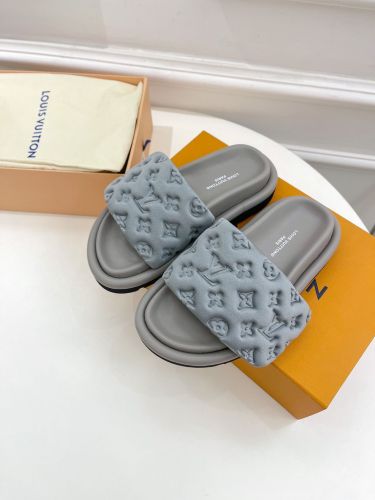 LV Sandals 1：1 Quality-384