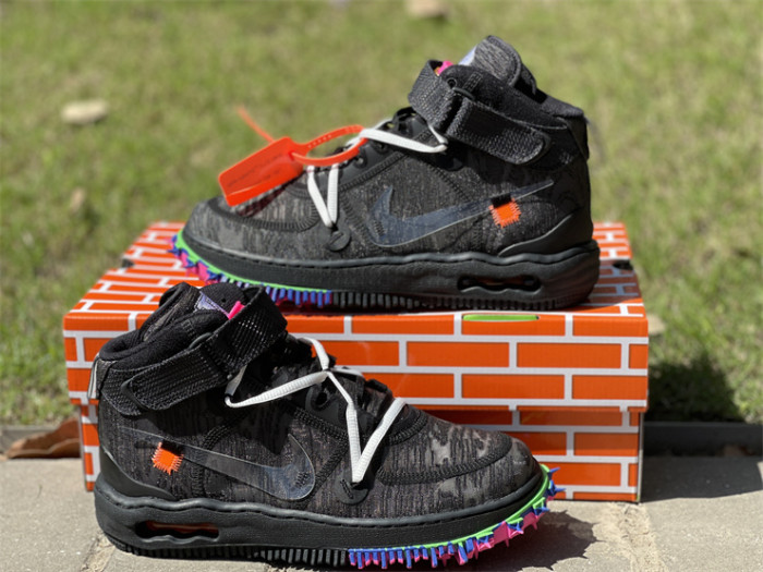 Authentic OFF-WHITE x Nike Air Force 1 Mid Black