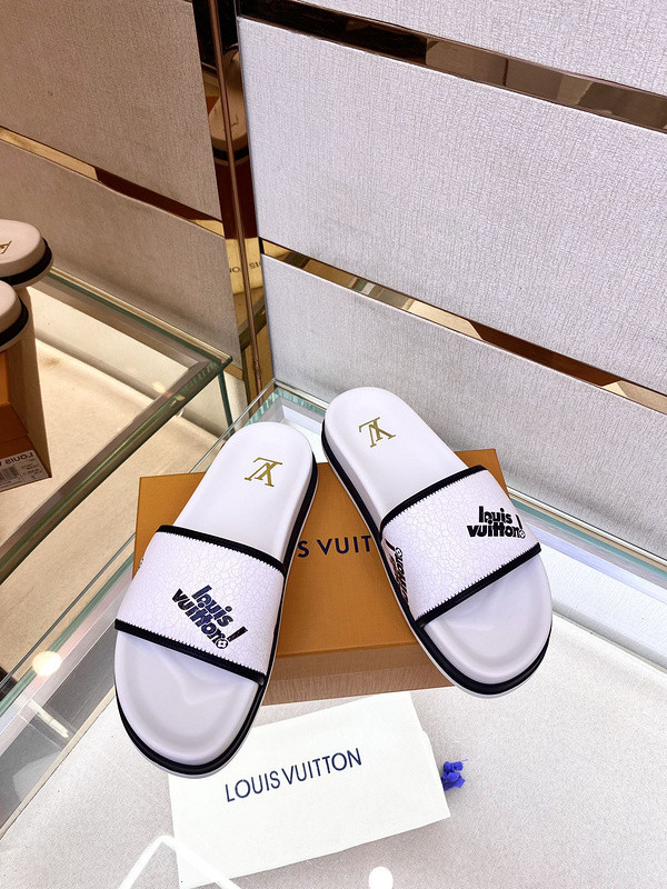 LV Sandals 1：1 Quality-428