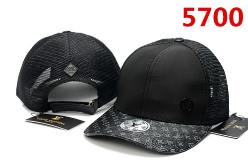 LV Hats-030