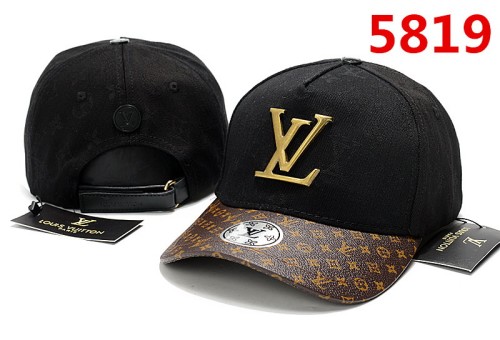 LV Hats-005