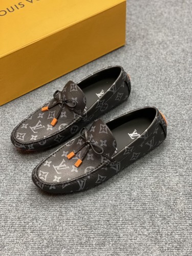 LV Men shoes 1：1 quality-4562