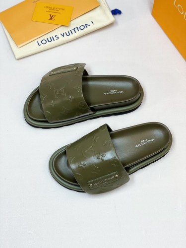 LV women Sandals 1：1 Quality-476