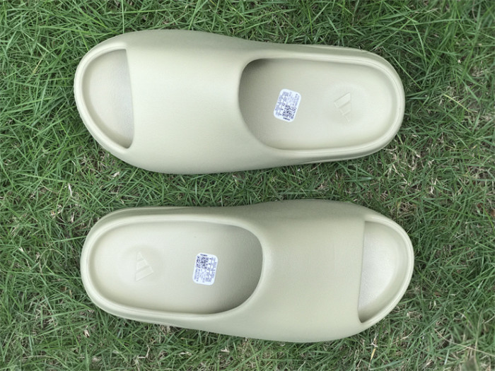 Yeezy Slides Resin FZ5904