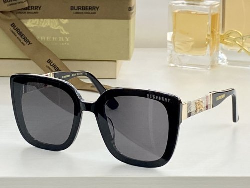 Burberry Sunglasses AAAA-567