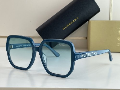 Burberry Sunglasses AAAA-433