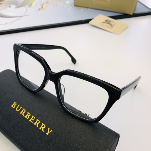 Burberry Sunglasses AAAA-978