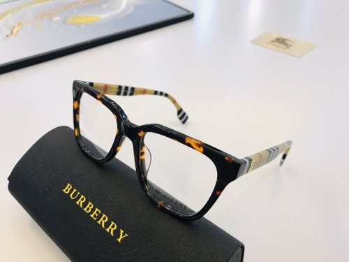 Burberry Sunglasses AAAA-021