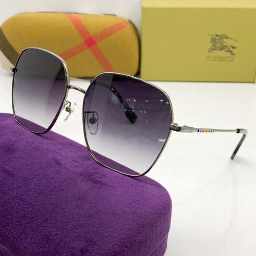 Burberry Sunglasses AAAA-585