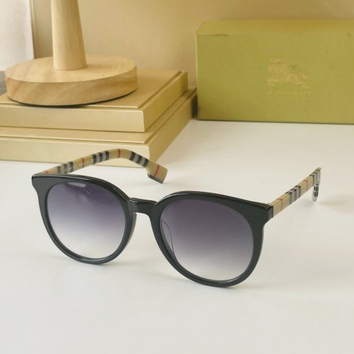 Burberry Sunglasses AAAA-534