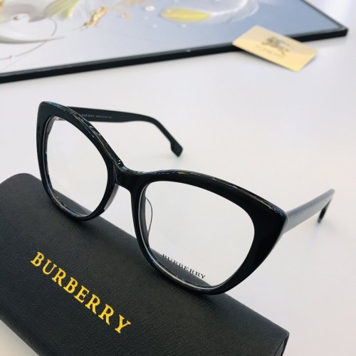 Burberry Sunglasses AAAA-973