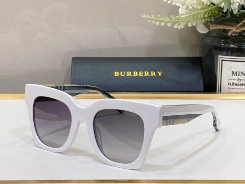 Burberry Sunglasses AAAA-390