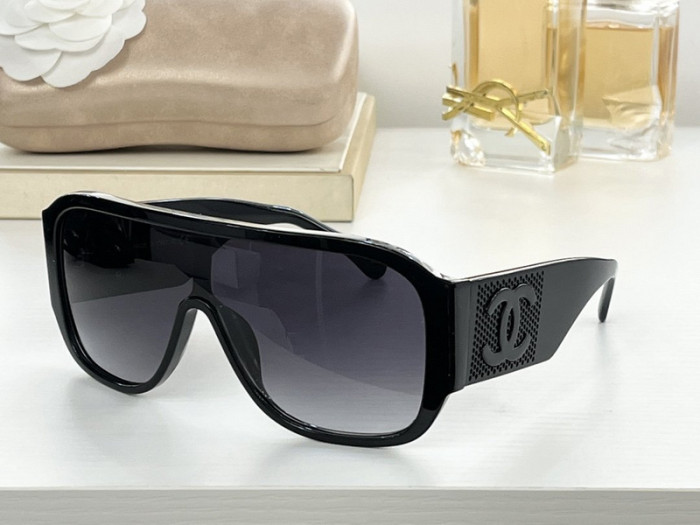 CHNL Sunglasses AAAA-680