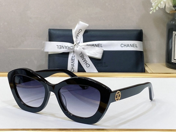 CHNL Sunglasses AAAA-263