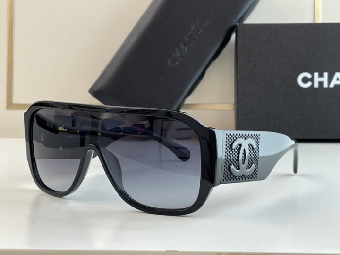 CHNL Sunglasses AAAA-745