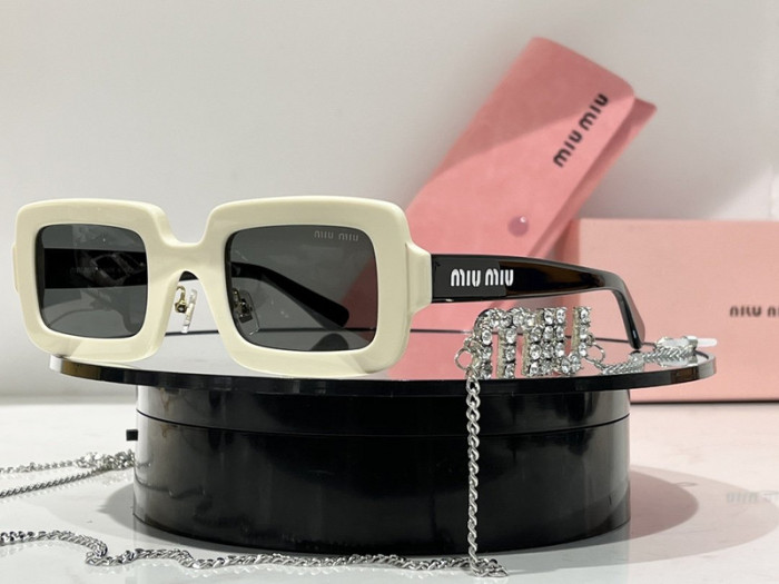 Miu Miu Sunglasses AAAA-166
