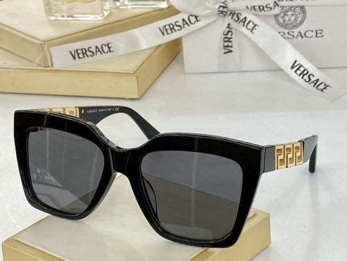 Versace Sunglasses AAAA-882