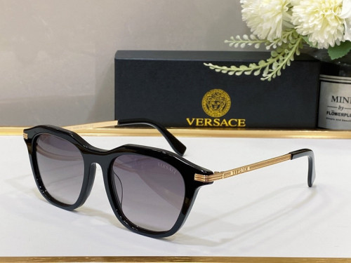 Versace Sunglasses AAAA-657