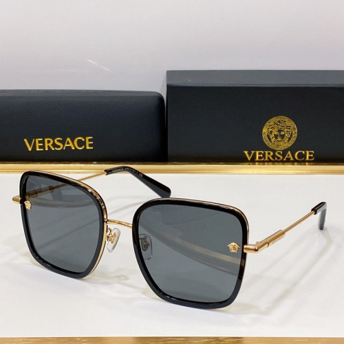 Versace Sunglasses AAAA-289