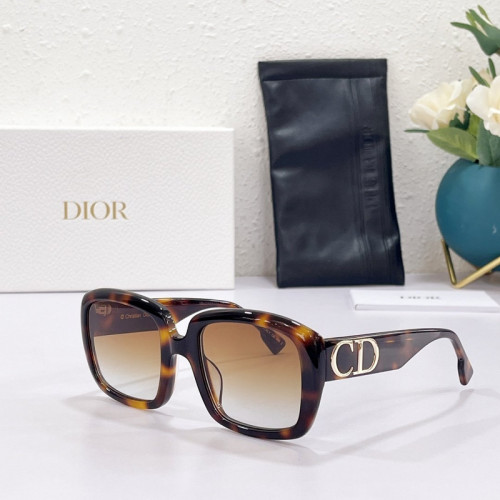 Dior Sunglasses AAAA-918